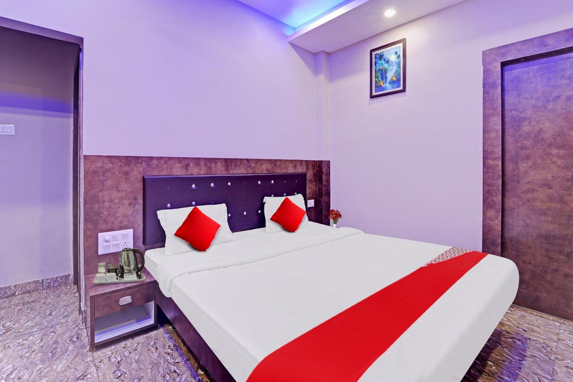 Hotel O Saharsh Hotel Патна Экстерьер фото